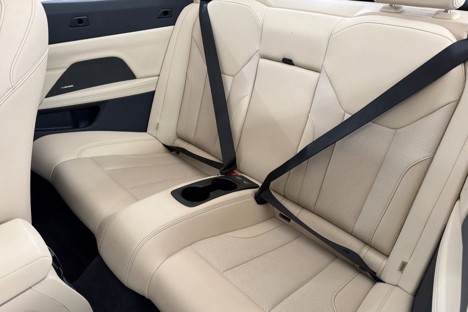 Thumbnail: 2023 BMW 4 Series - 4