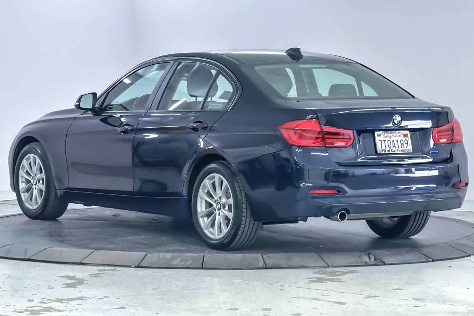 Thumbnail: 2016 BMW 3 Series - 6