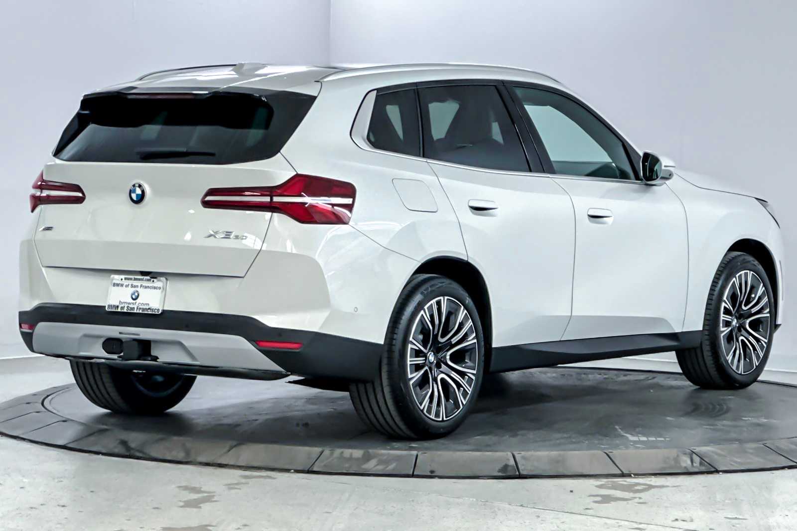 Thumbnail: 2026 BMW X3 - 2