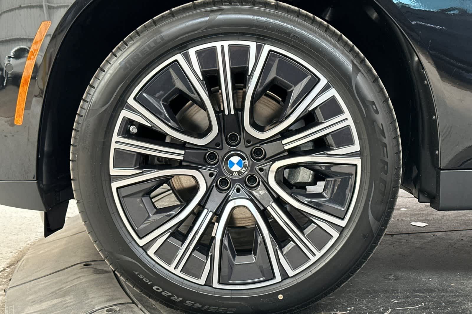 Thumbnail: 2025 BMW X3 - 25