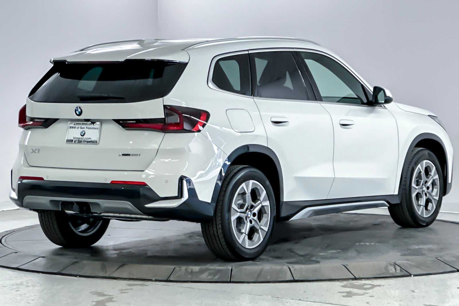 Thumbnail: 2025 BMW X1 - 2