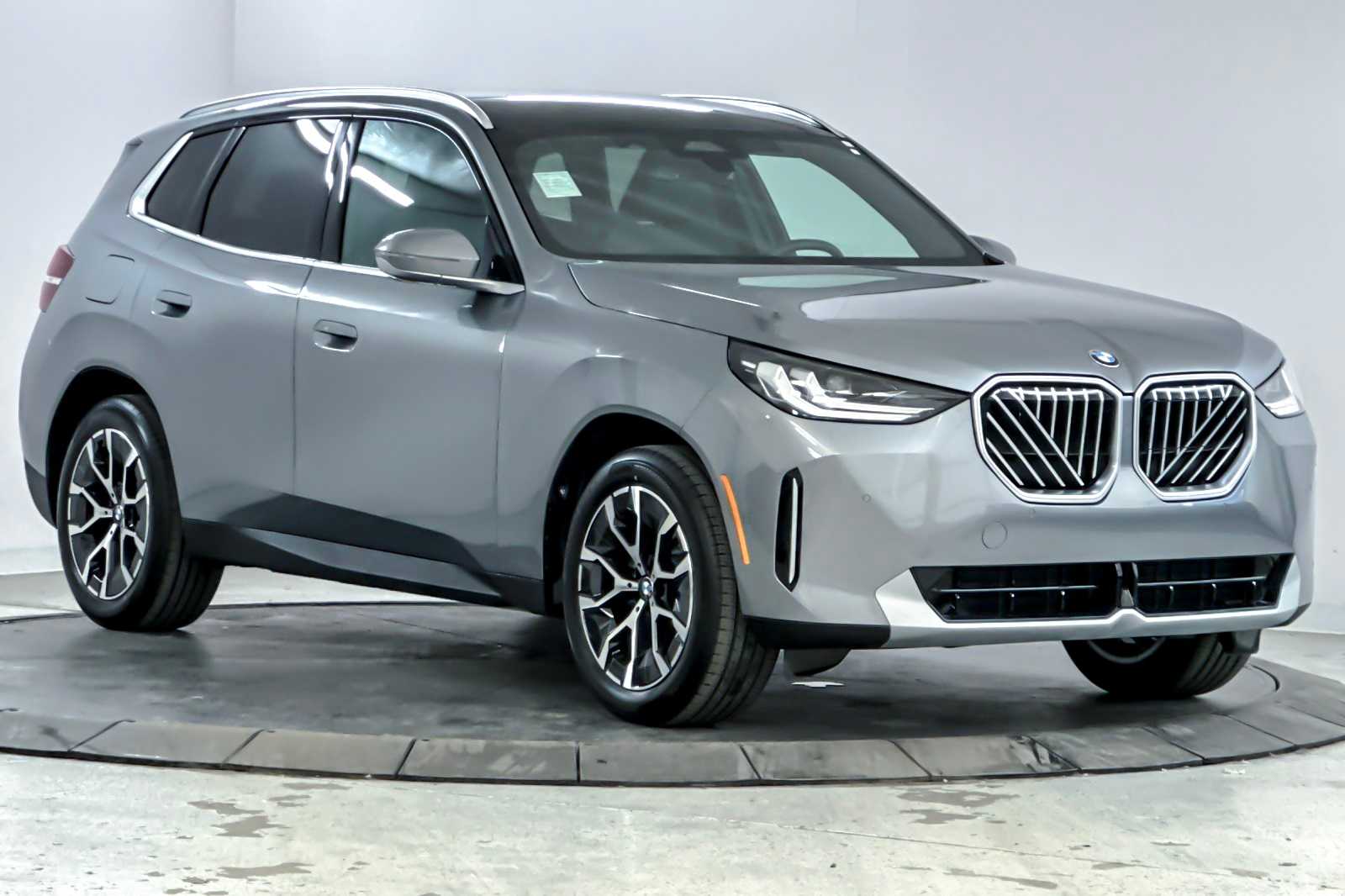Thumbnail: 2026 BMW X3 - 9