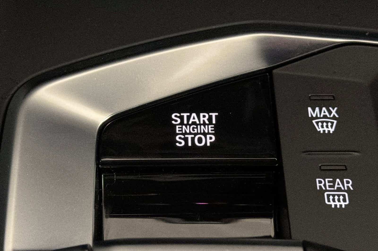 Thumbnail: 2025 BMW 2 Series - 21