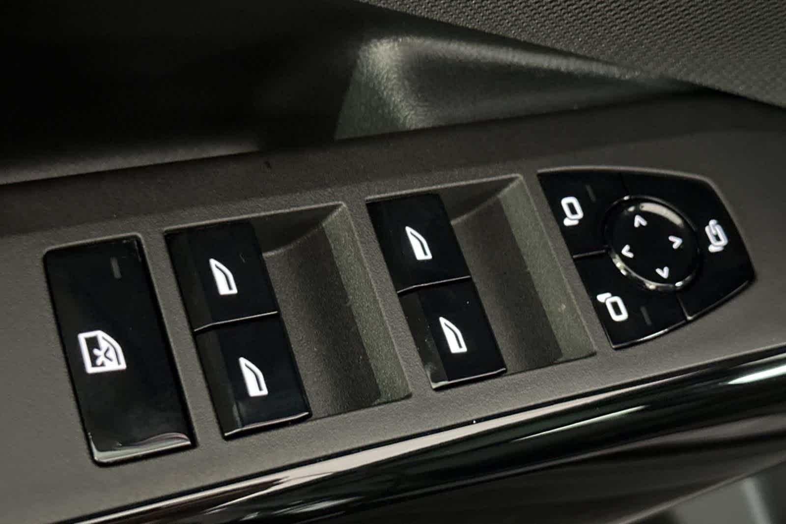 Thumbnail: 2026 BMW X3 - 13