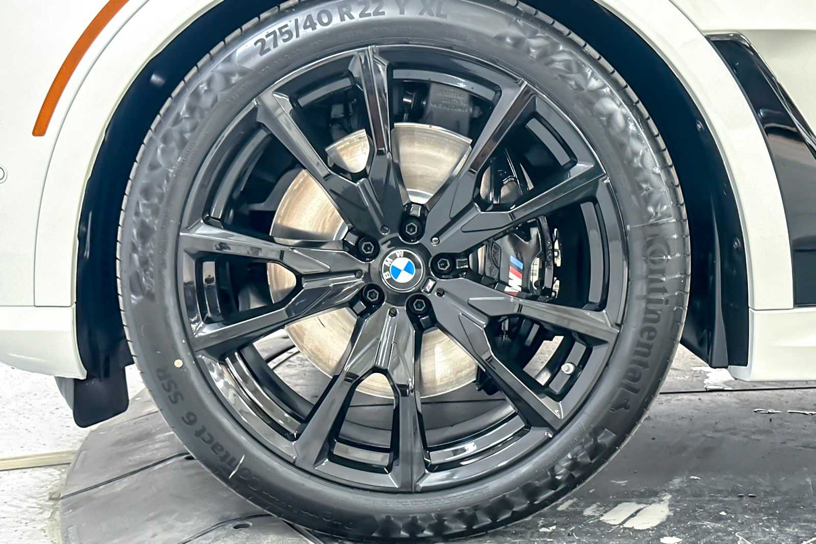Thumbnail: 2026 BMW X7 - 25