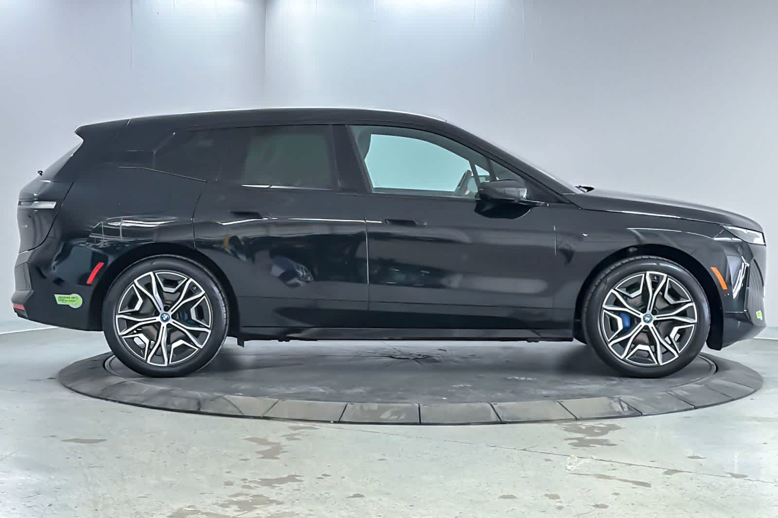 Thumbnail: 2024 BMW iX - 7