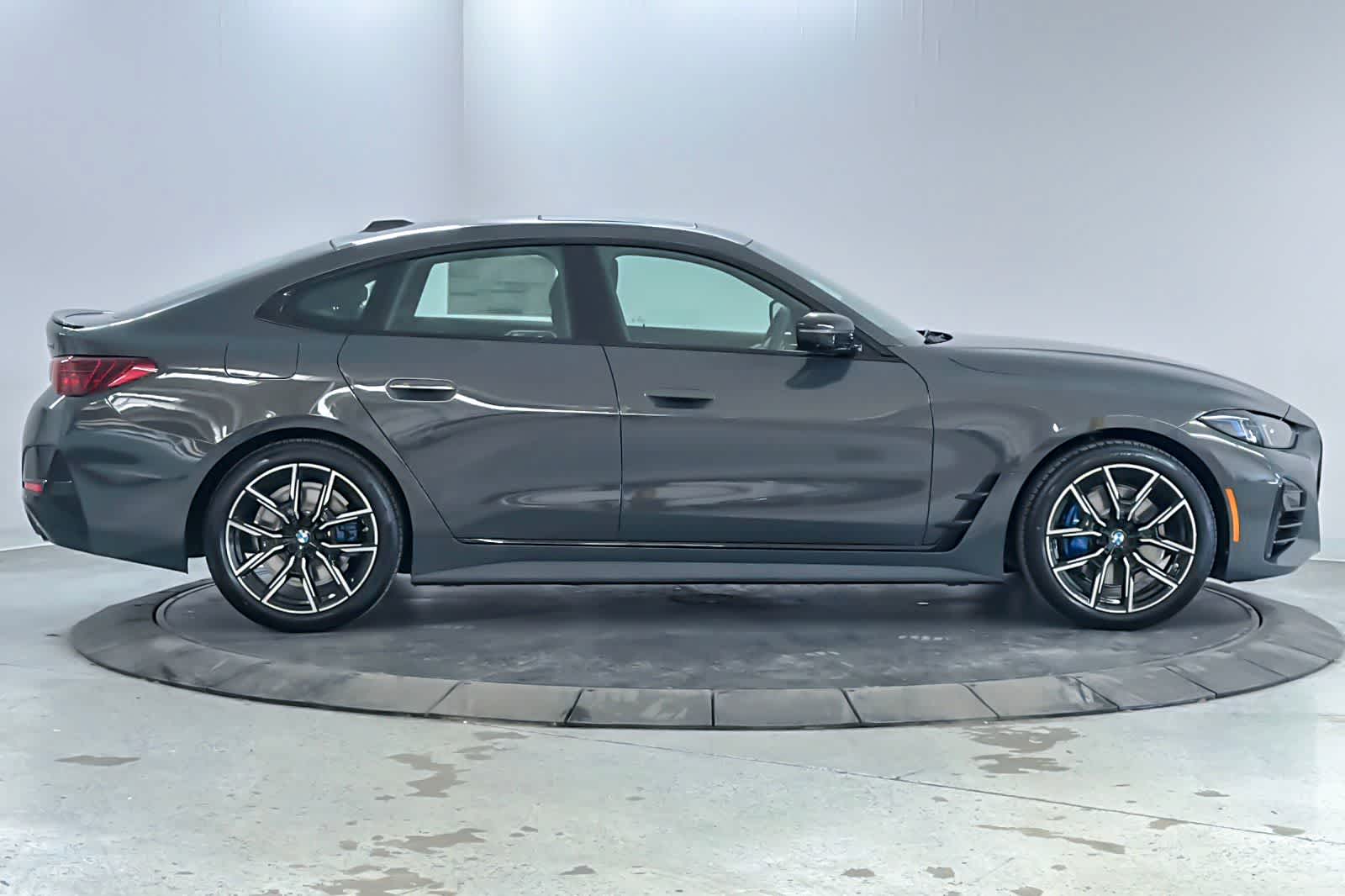 Thumbnail: 2026 BMW 4 Series - 8