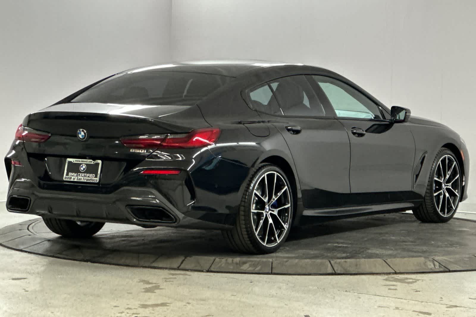 Thumbnail: 2022 BMW 8 Series - 2