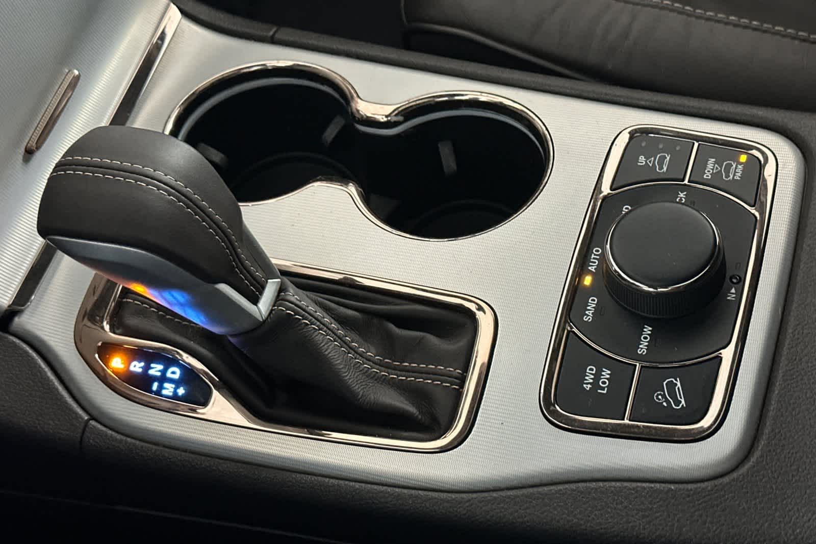 Thumbnail: 2018 Jeep Grand Cherokee - 22