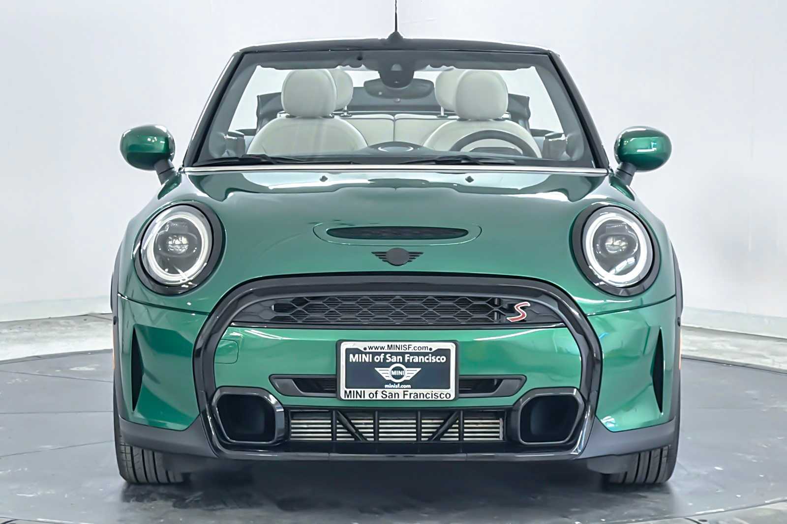 Thumbnail: 2023 MINI Cooper Convertible - 11