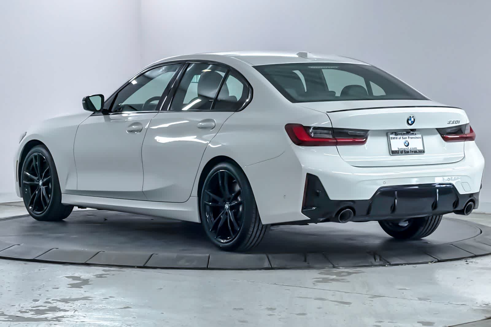 Thumbnail: 2023 BMW 3 Series - 6