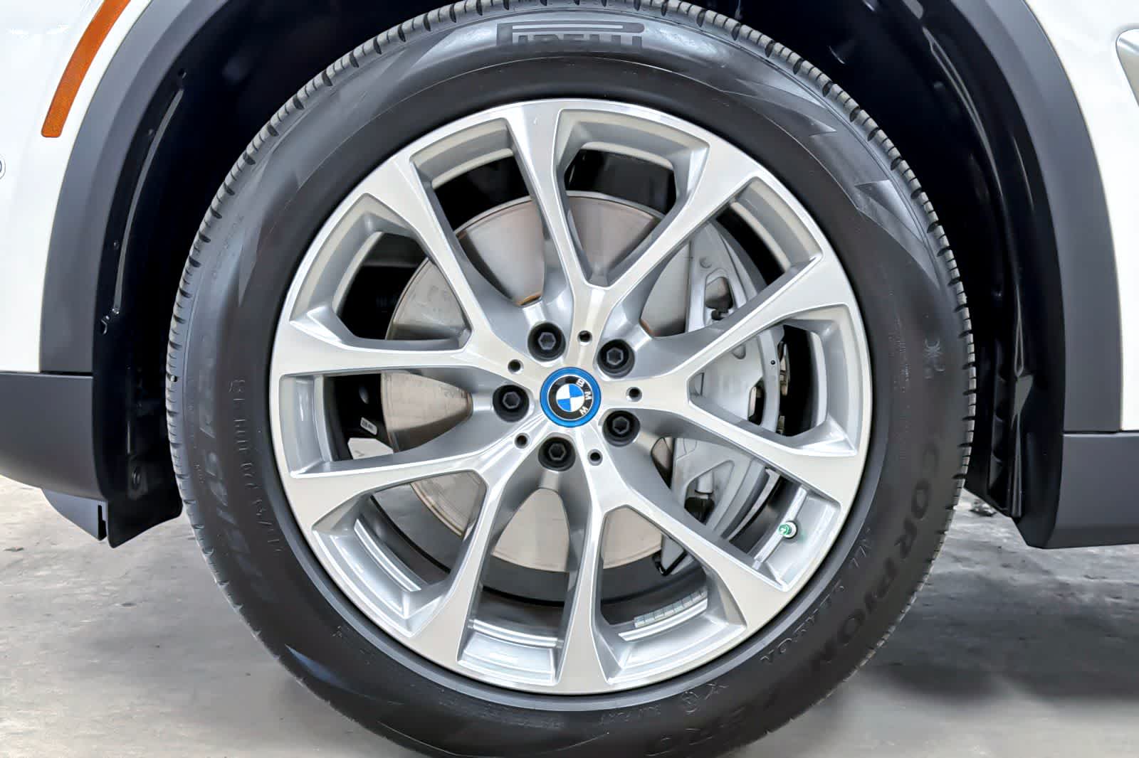 Thumbnail: 2024 BMW X5 - 27