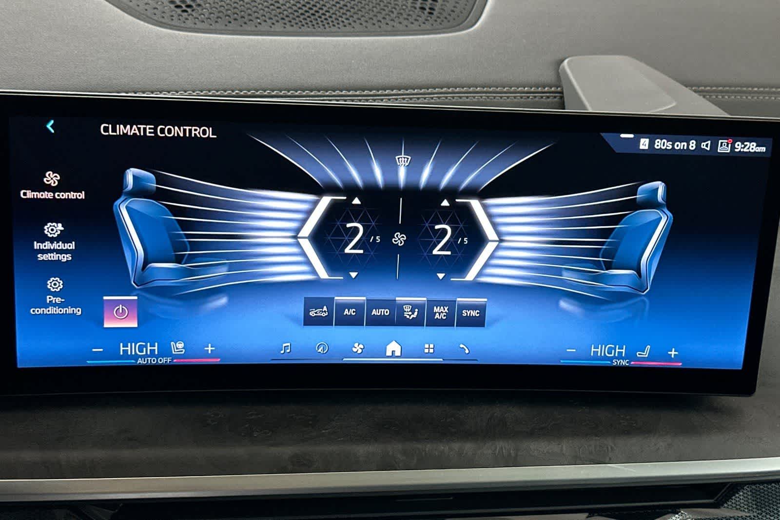 Thumbnail: 2026 BMW X7 - 21