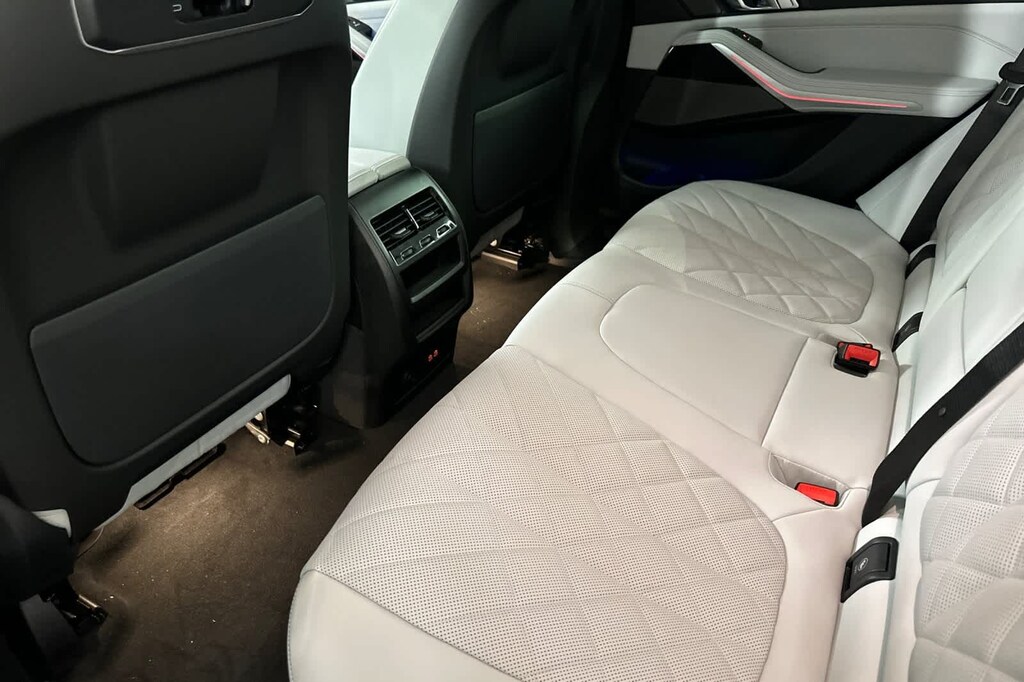 New 2026 BMW X5 PHEV xDrive50e SUV
