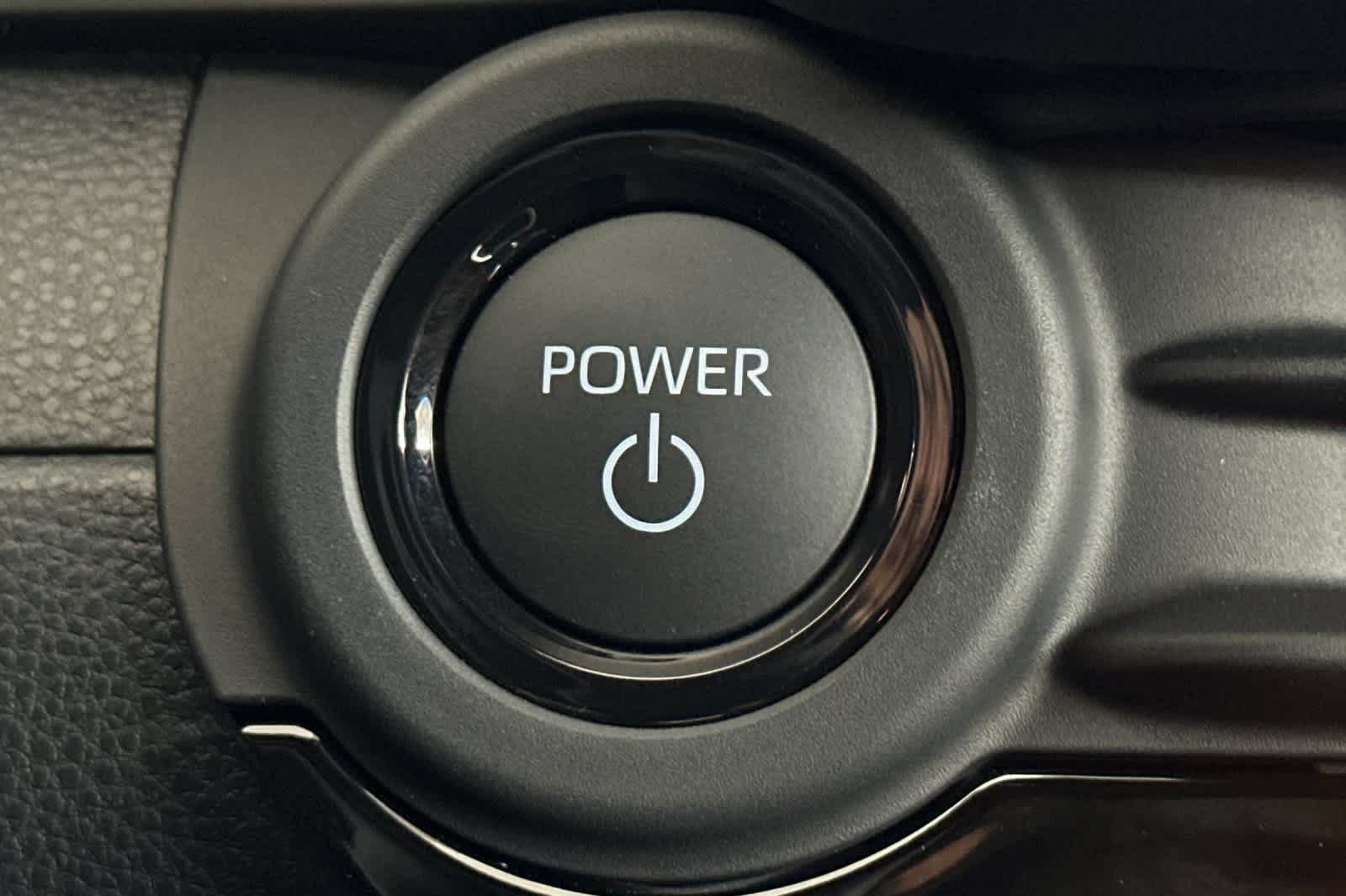 Thumbnail: 2025 Toyota Crown Signia - 22