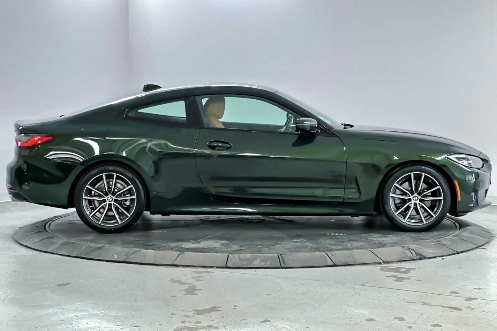 Thumbnail: 2022 BMW 4 Series - 8