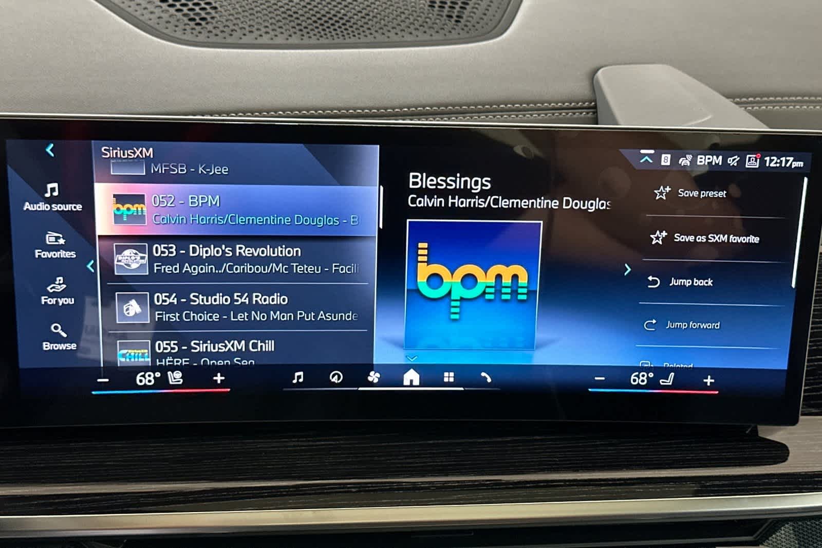 Thumbnail: 2026 BMW X7 - 18