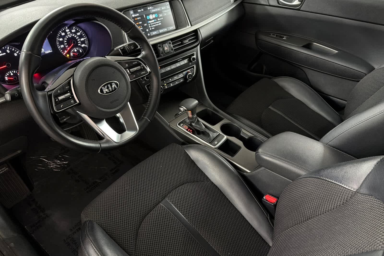 Thumbnail: 2019 Kia Optima - 11