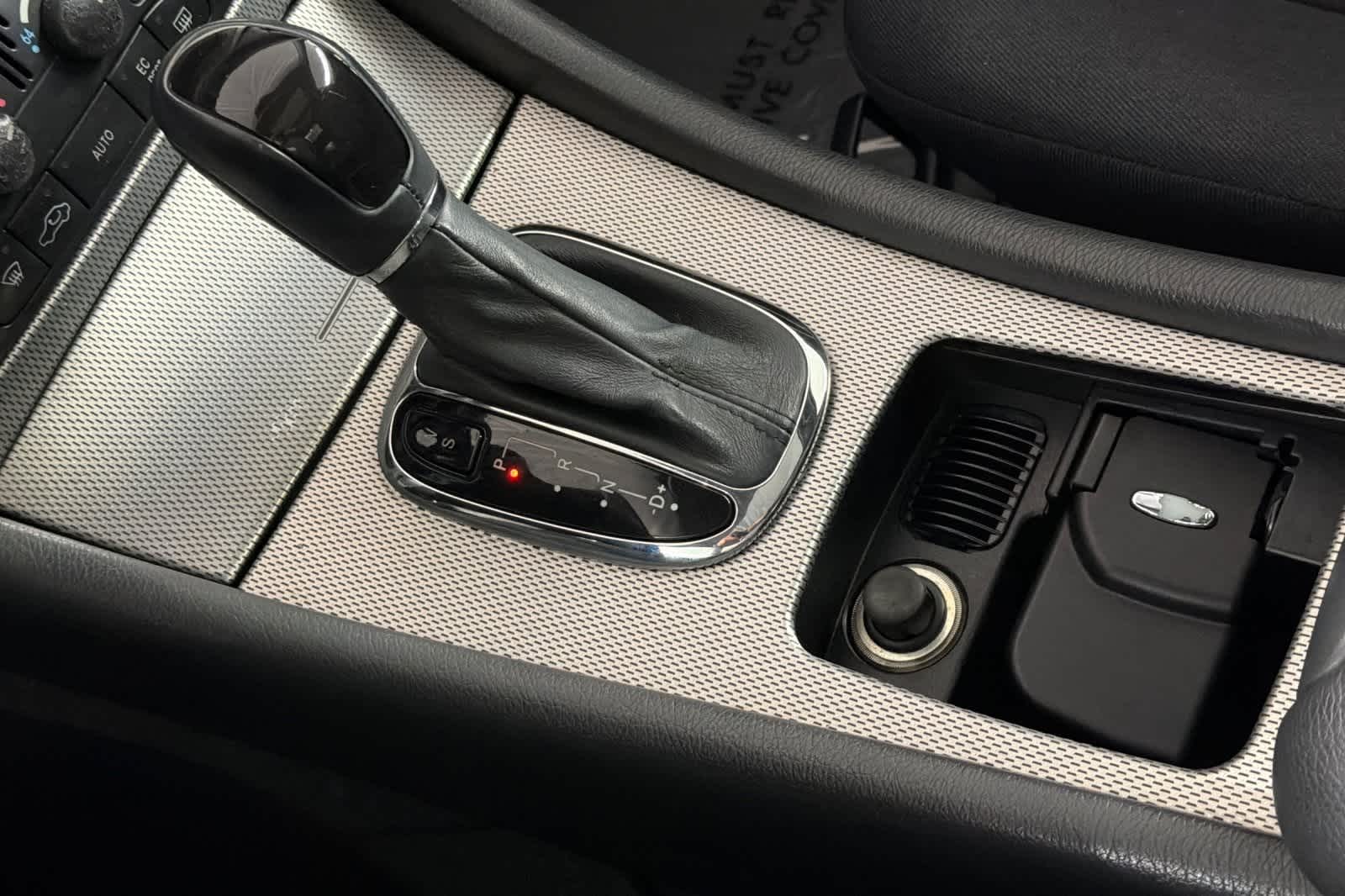 Thumbnail: 2002 Mercedes-Benz C-Class - 19