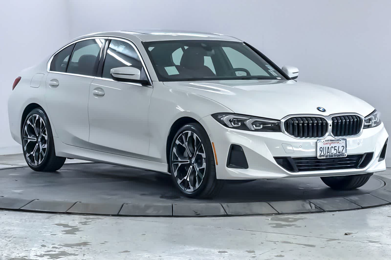 Thumbnail: 2025 BMW 3 Series - 9