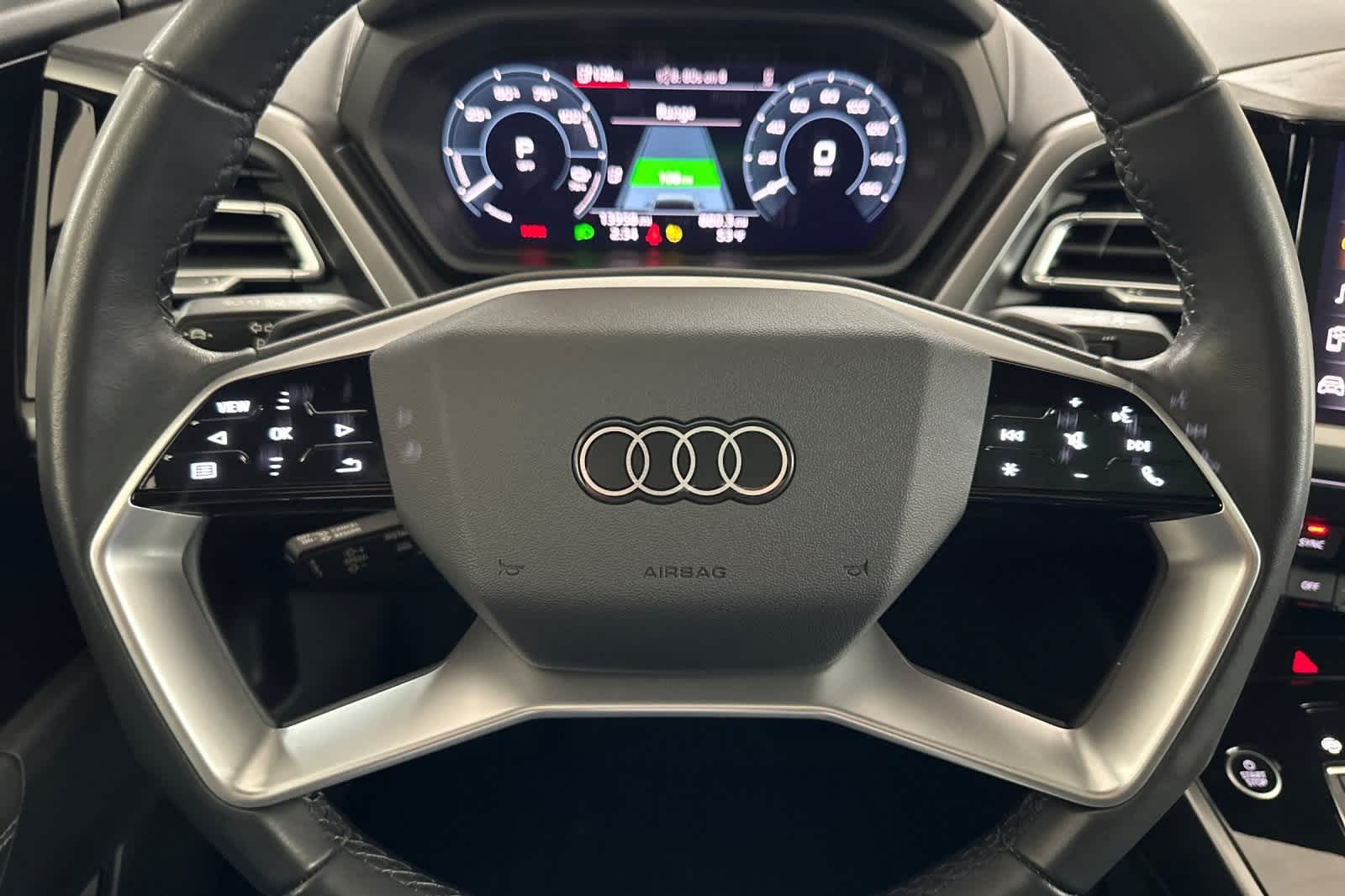 Thumbnail: 2024 Audi Q4 e-tron - 23