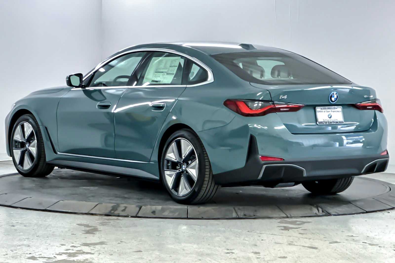 Thumbnail: 2025 BMW i4 - 6