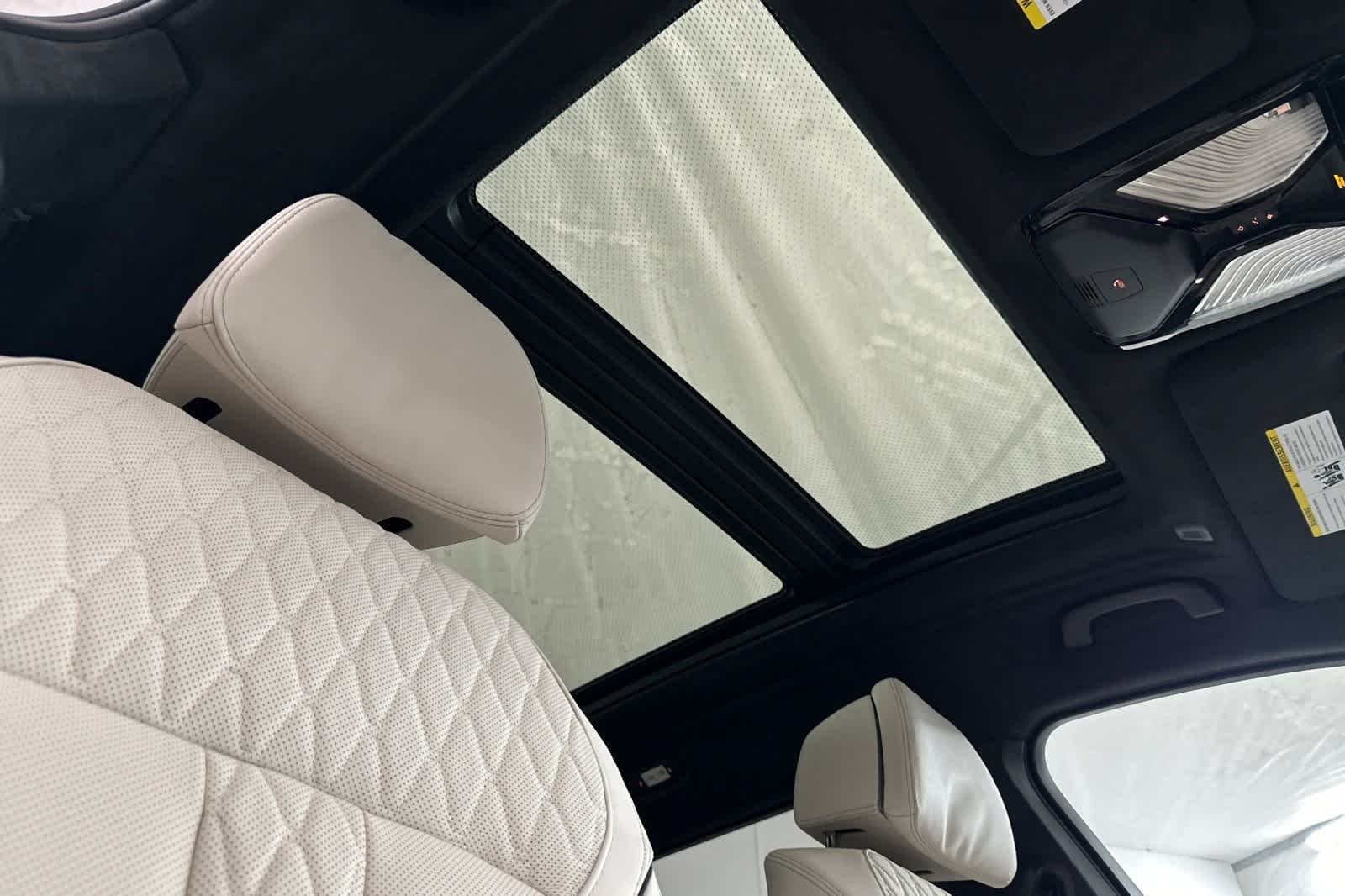 Thumbnail: 2026 BMW X7 - 17