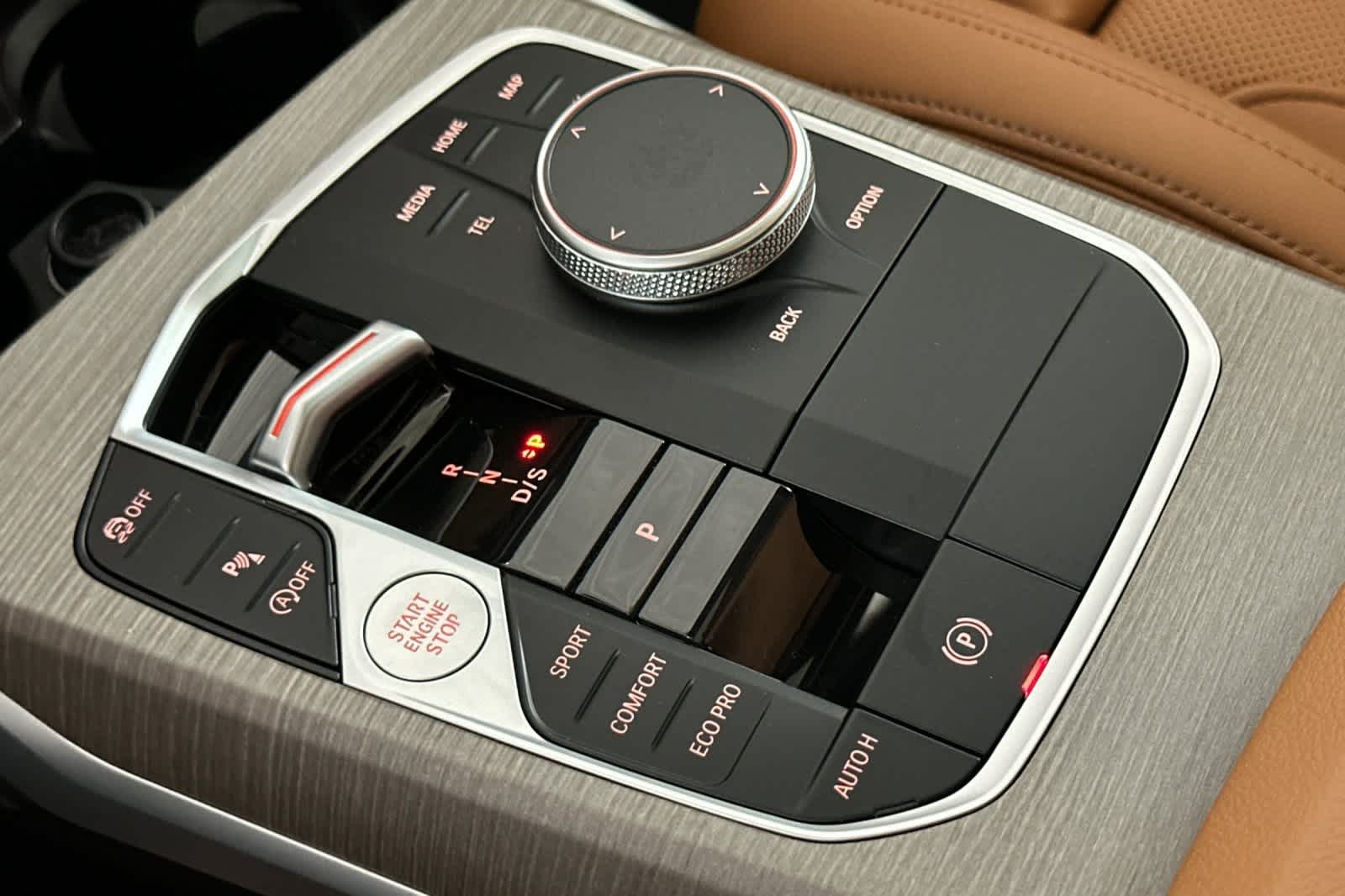 Thumbnail: 2025 BMW 3 Series - 21