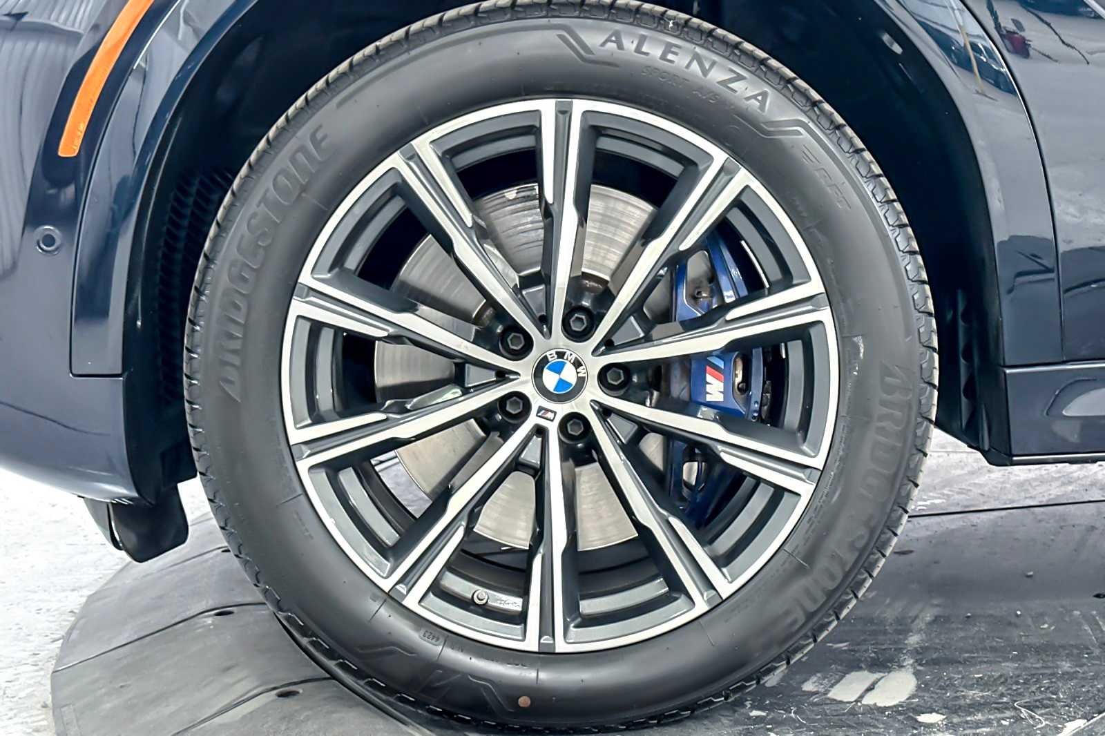 Thumbnail: 2022 BMW X6 - 27