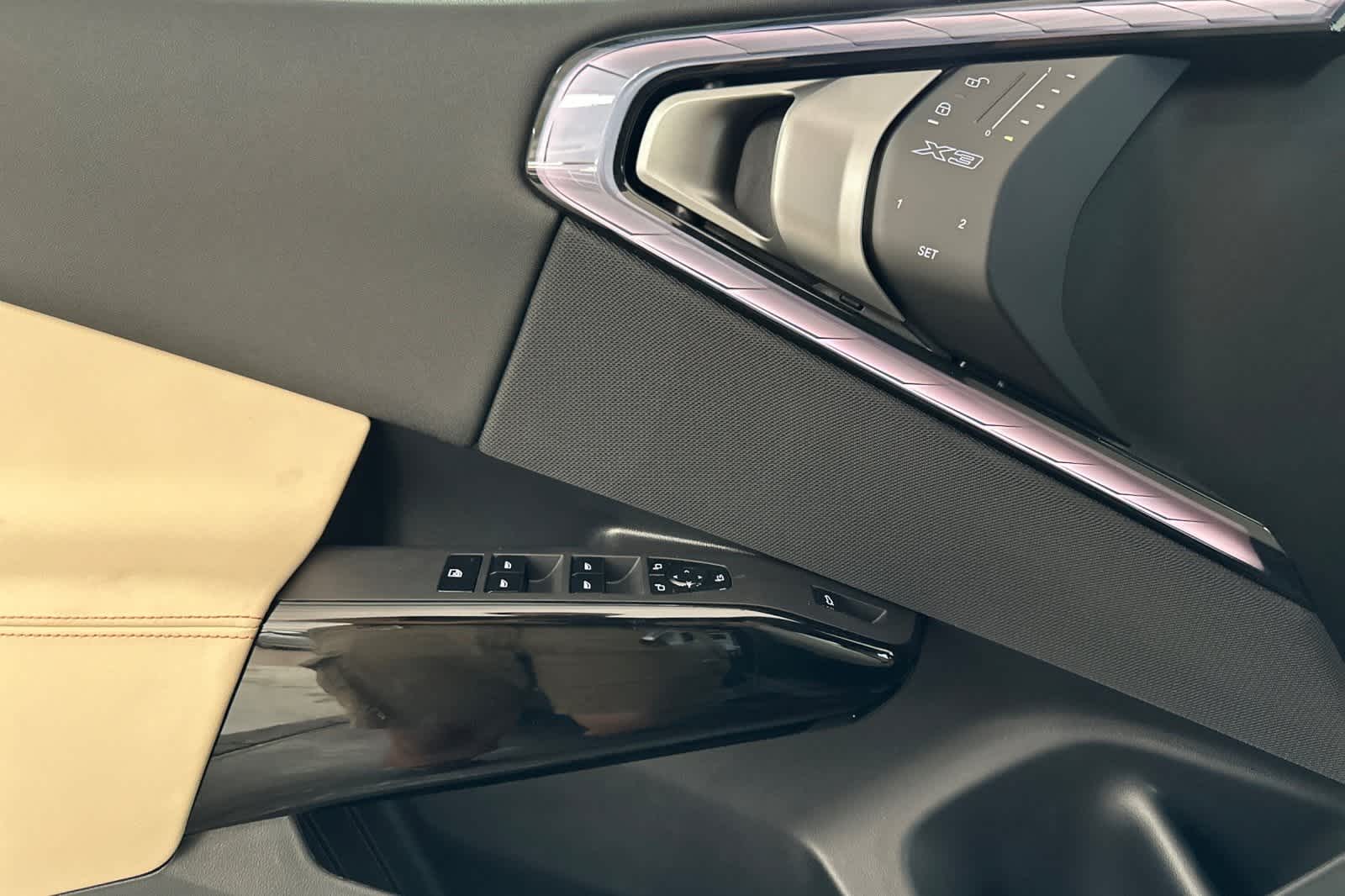 Thumbnail: 2026 BMW X3 - 12