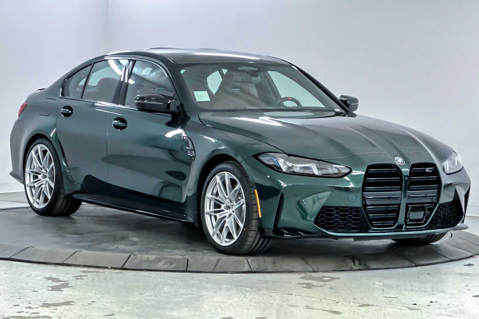 Thumbnail: 2025 BMW M3 - 9