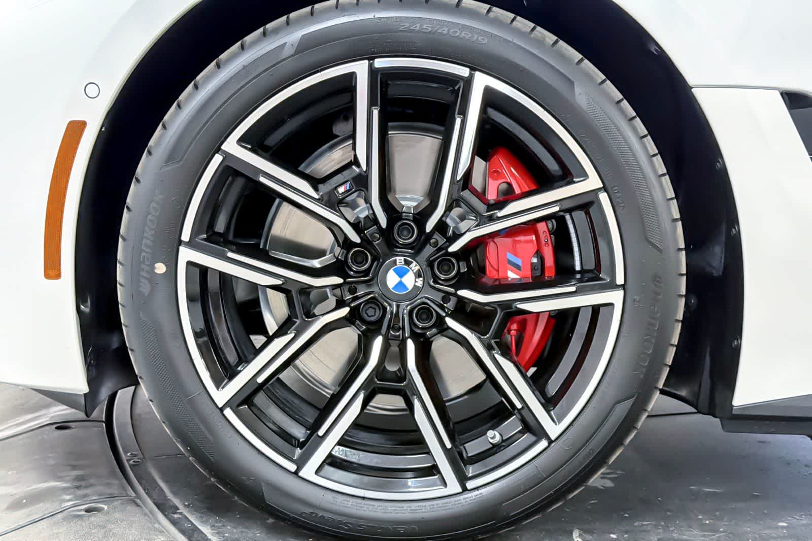 Thumbnail: 2026 BMW i4 - 24