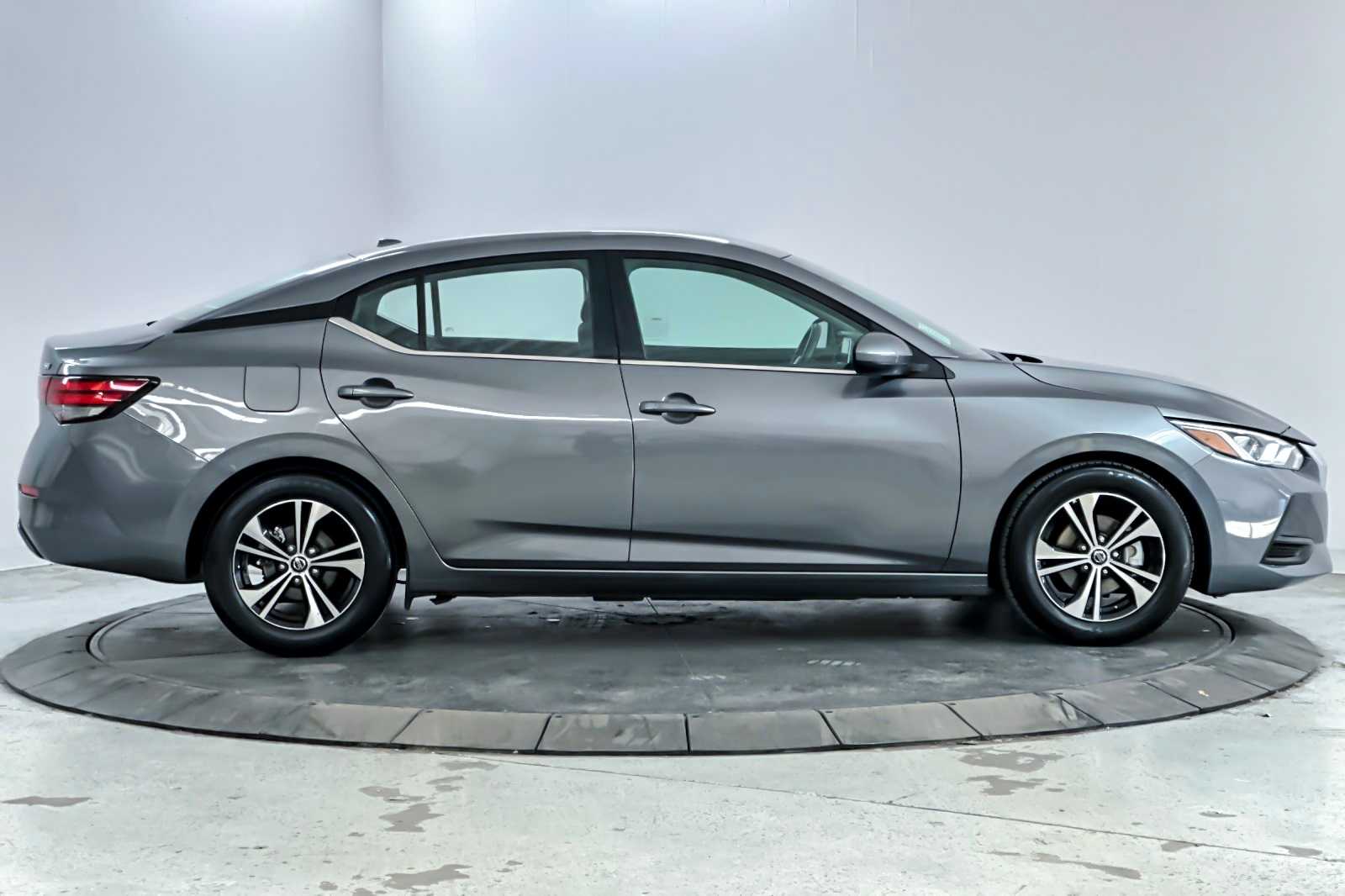 Thumbnail: 2023 Nissan Sentra - 8