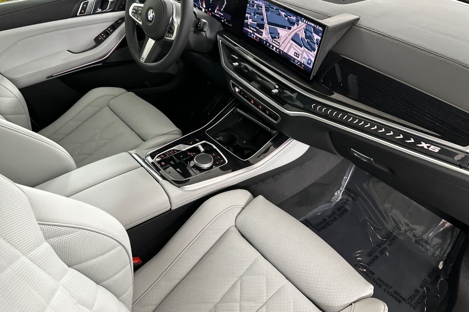 Thumbnail: 2026 BMW X5 - 16