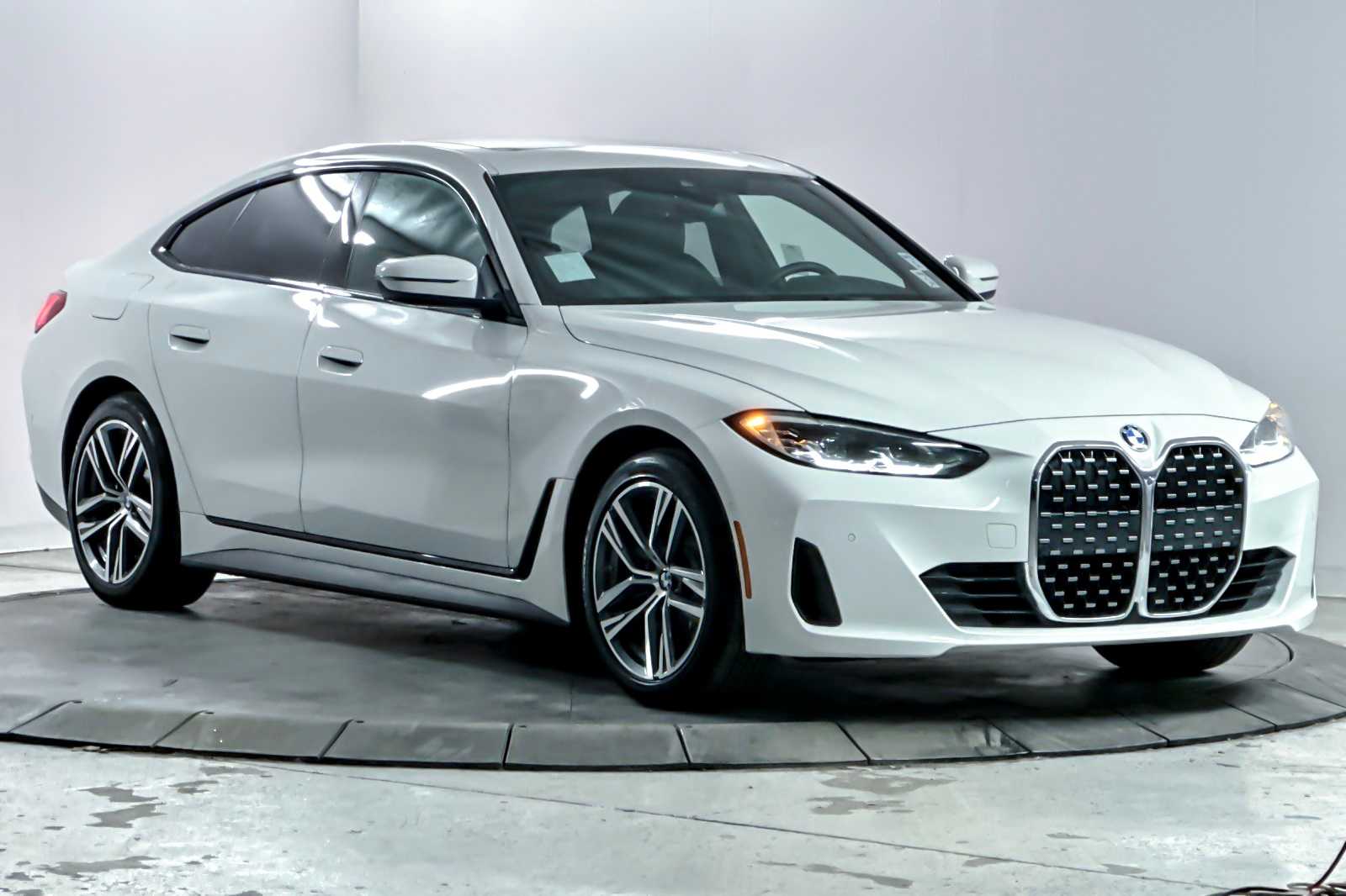 Thumbnail: 2023 BMW 4 Series - 9