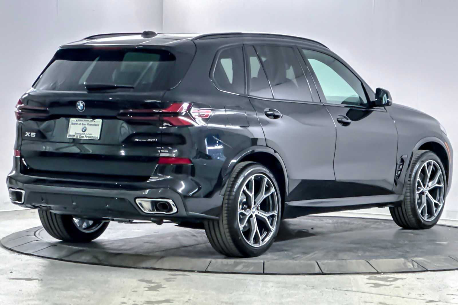 Thumbnail: 2026 BMW X5 - 2