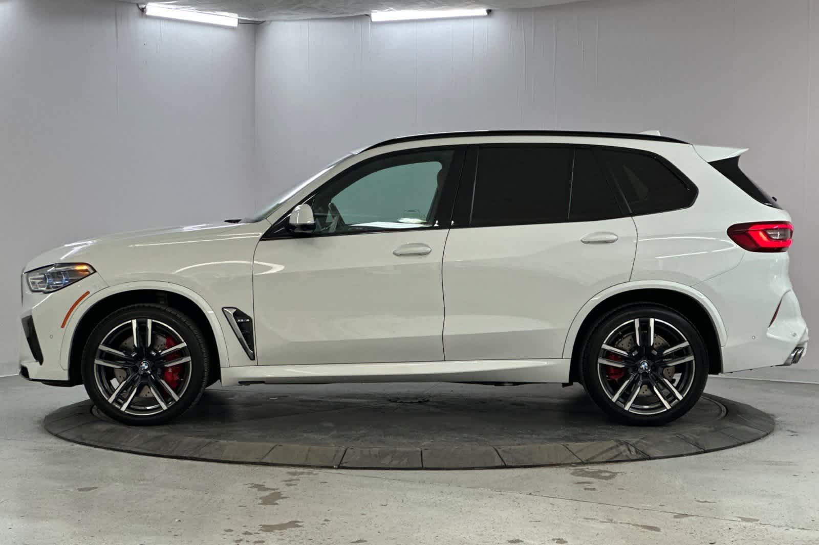 Thumbnail: 2022 BMW X5 - 5