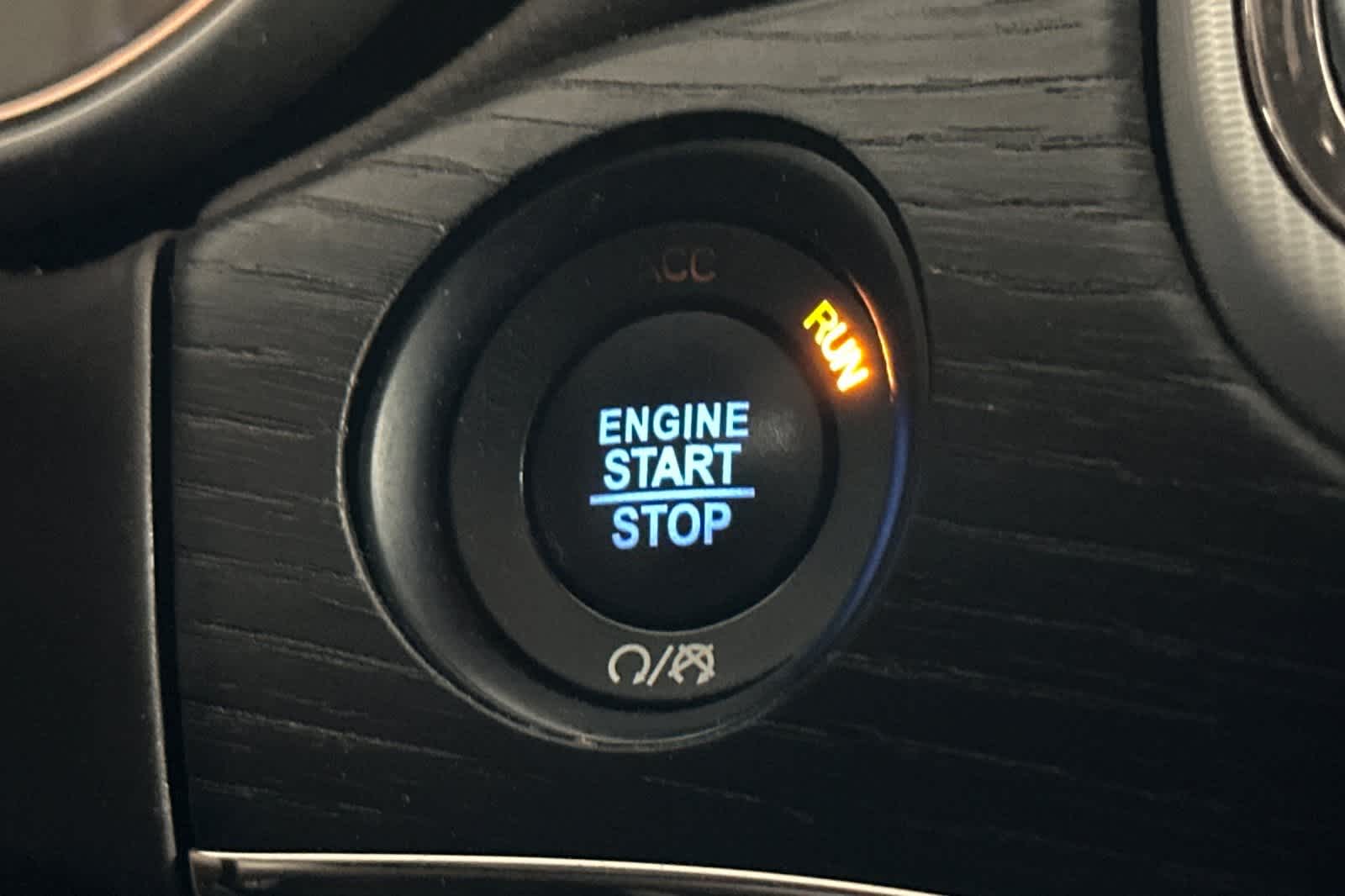 Thumbnail: 2018 Jeep Grand Cherokee - 23