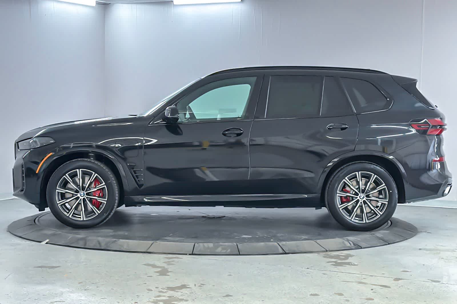 Thumbnail: 2026 BMW X5 - 5