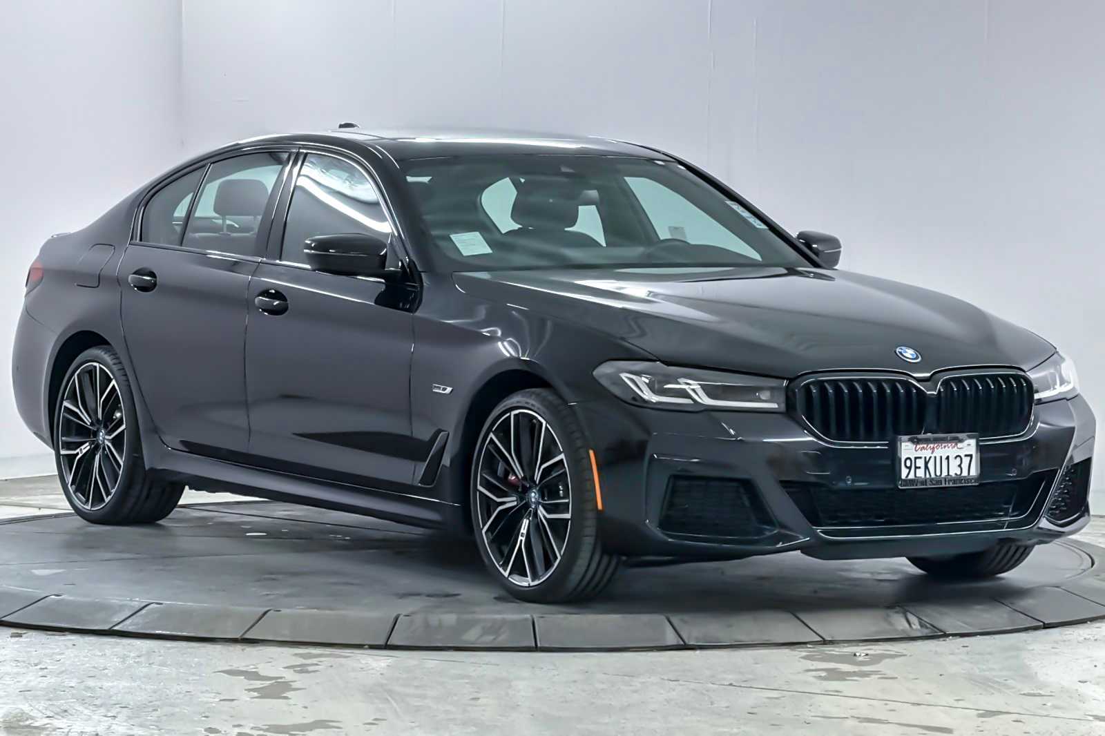 Thumbnail: 2023 BMW 5 Series - 9