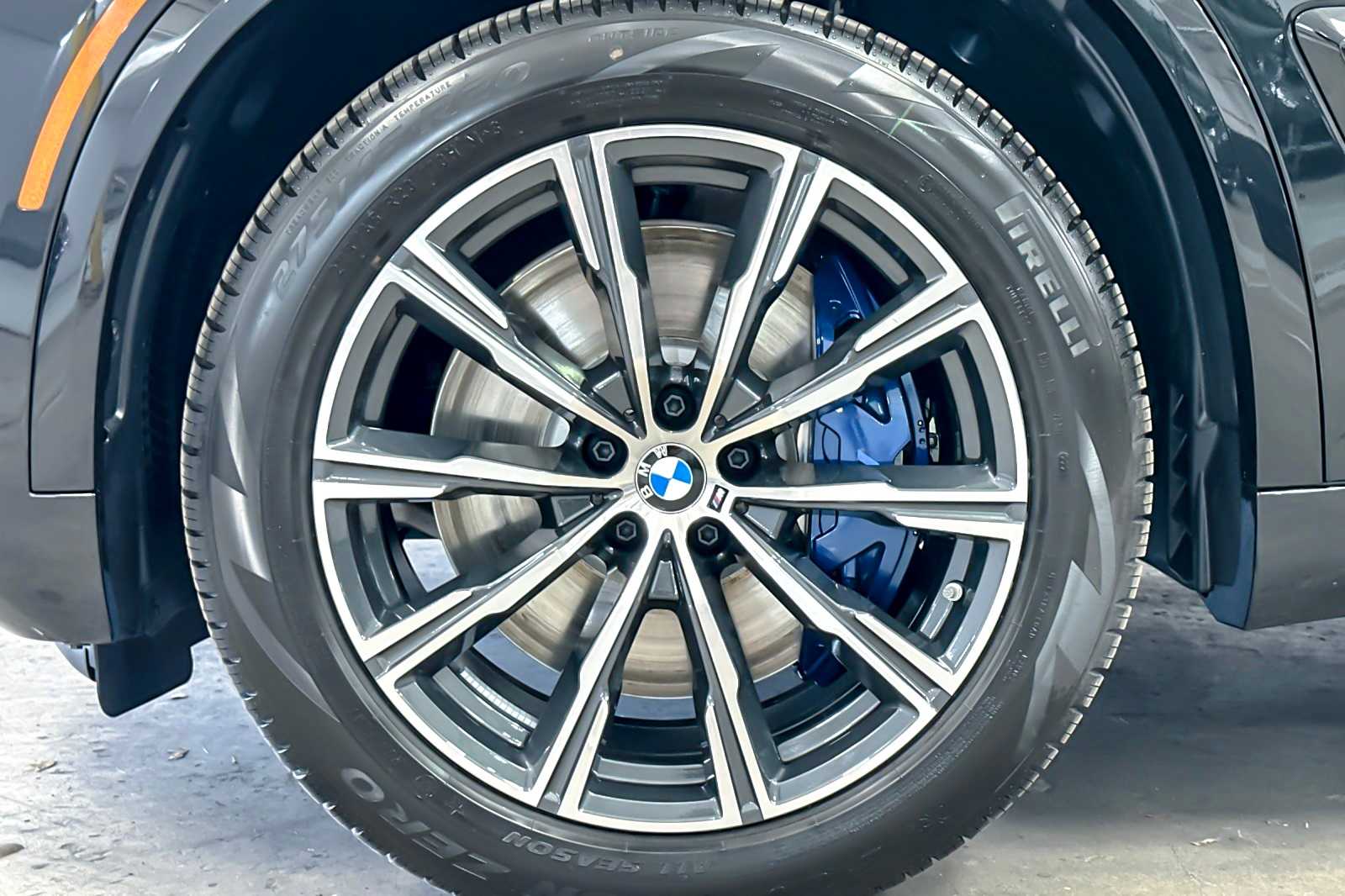 Thumbnail: 2026 BMW X5 - 25