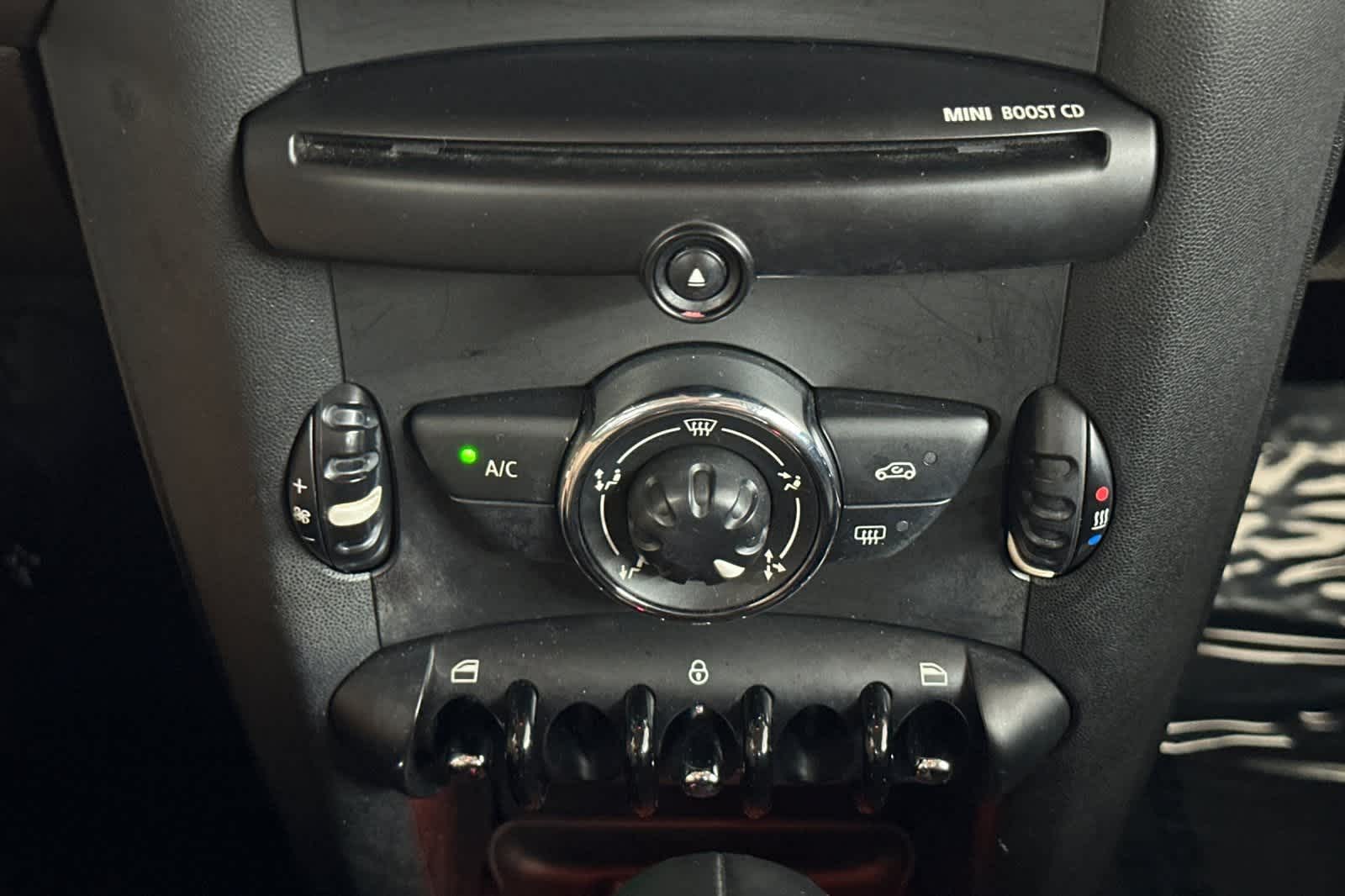 Thumbnail: 2013 MINI Cooper Hardtop - 19