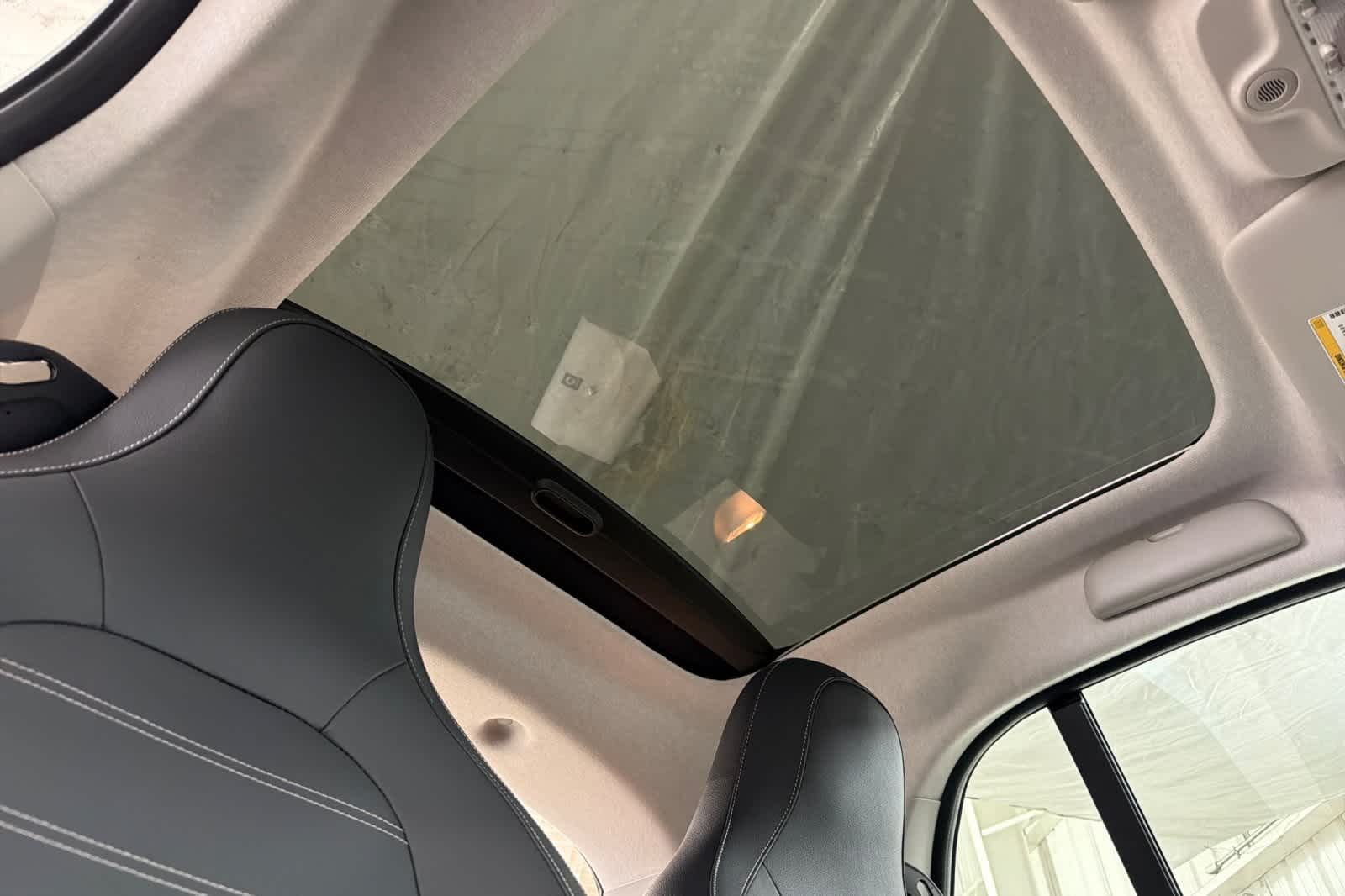 Thumbnail: 2018 smart fortwo - 16