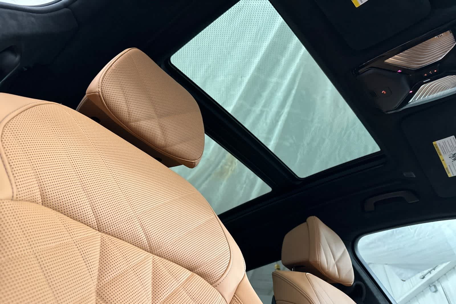 Thumbnail: 2026 BMW X7 - 17