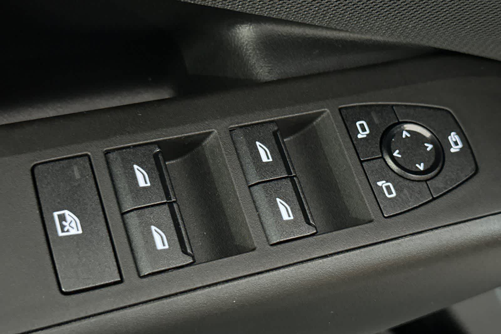 Thumbnail: 2025 BMW X3 - 13