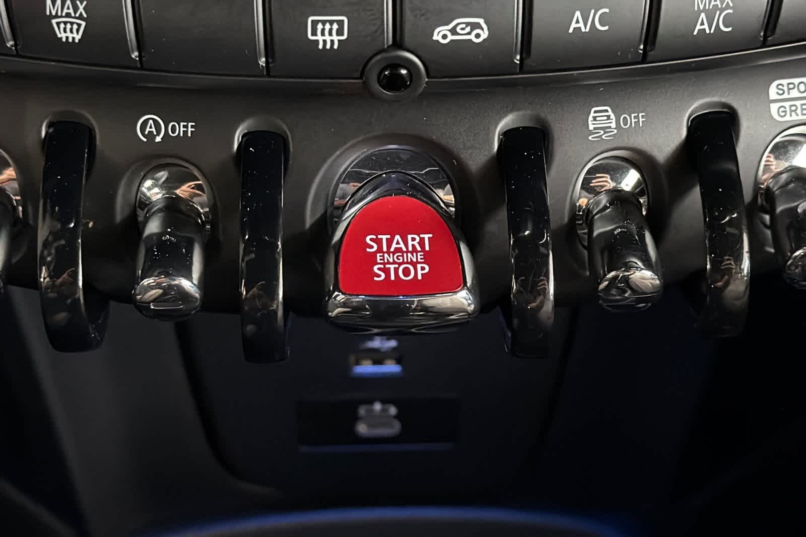 Thumbnail: 2023 MINI Cooper Convertible - 24