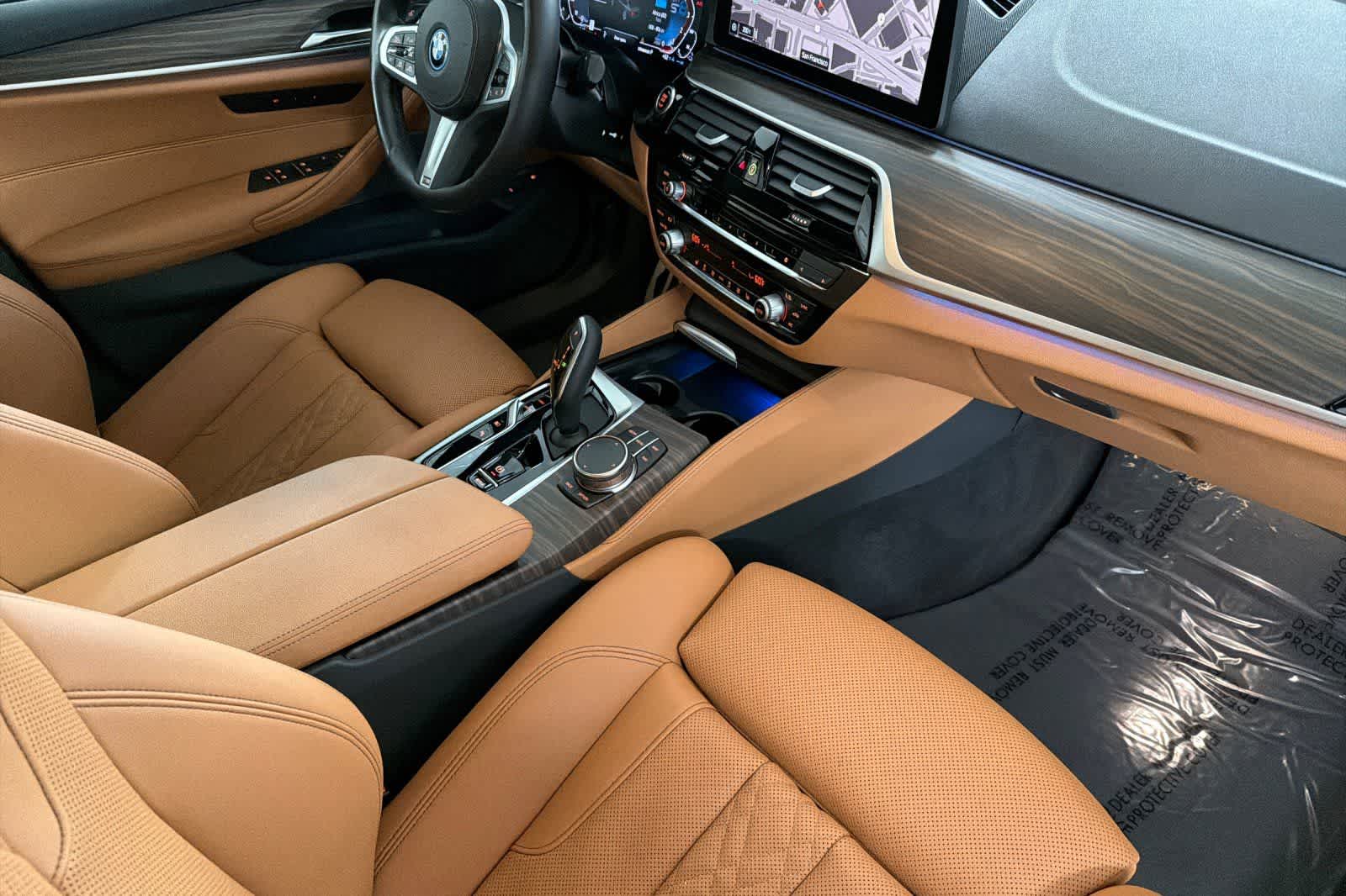 Thumbnail: 2023 BMW 5 Series - 15