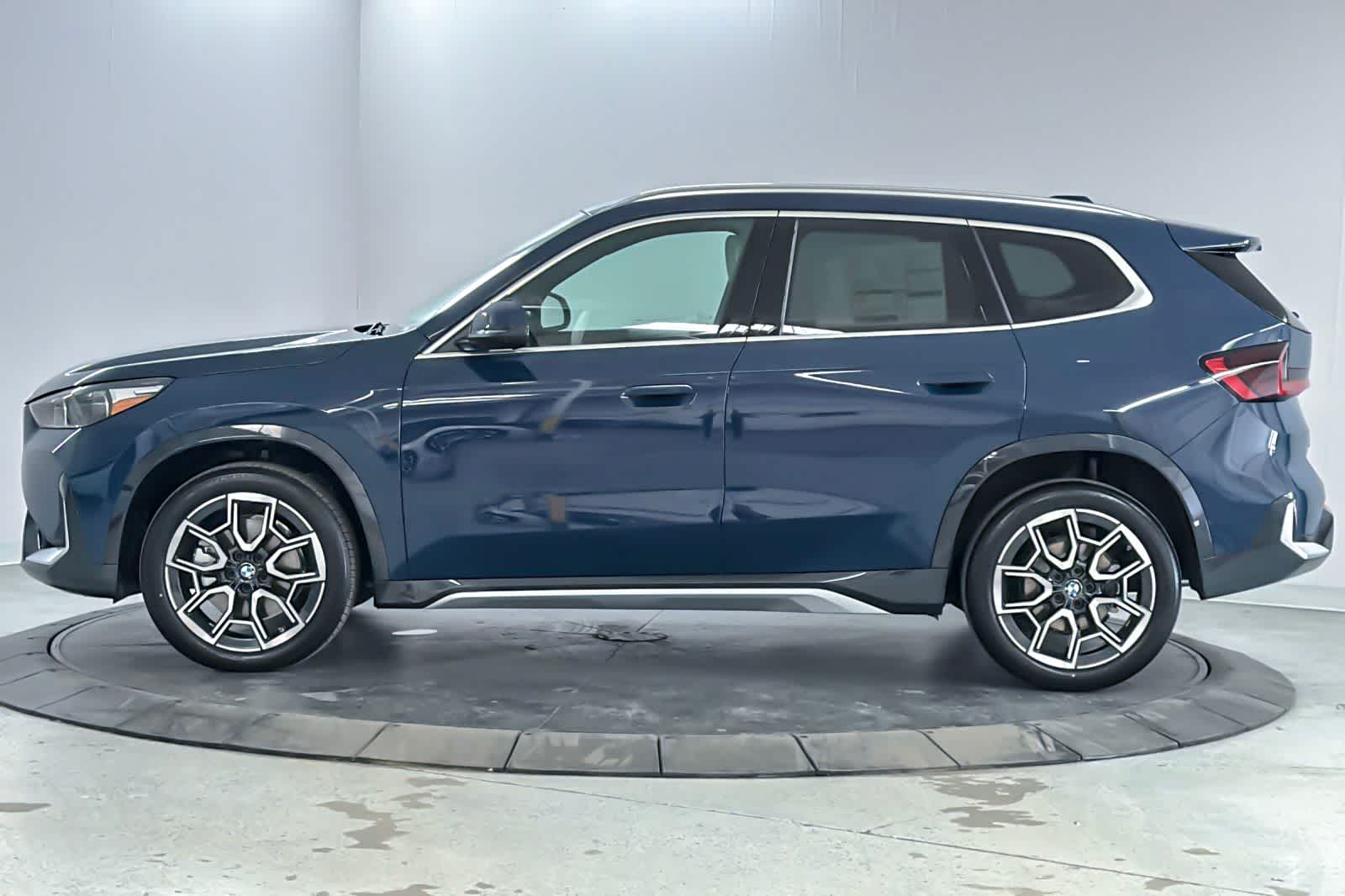 Thumbnail: 2026 BMW X1 - 5