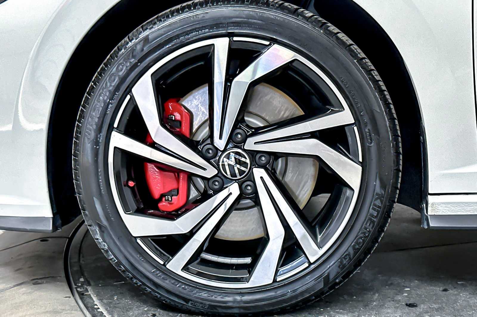 Thumbnail: 2022 Volkswagen Jetta - 25