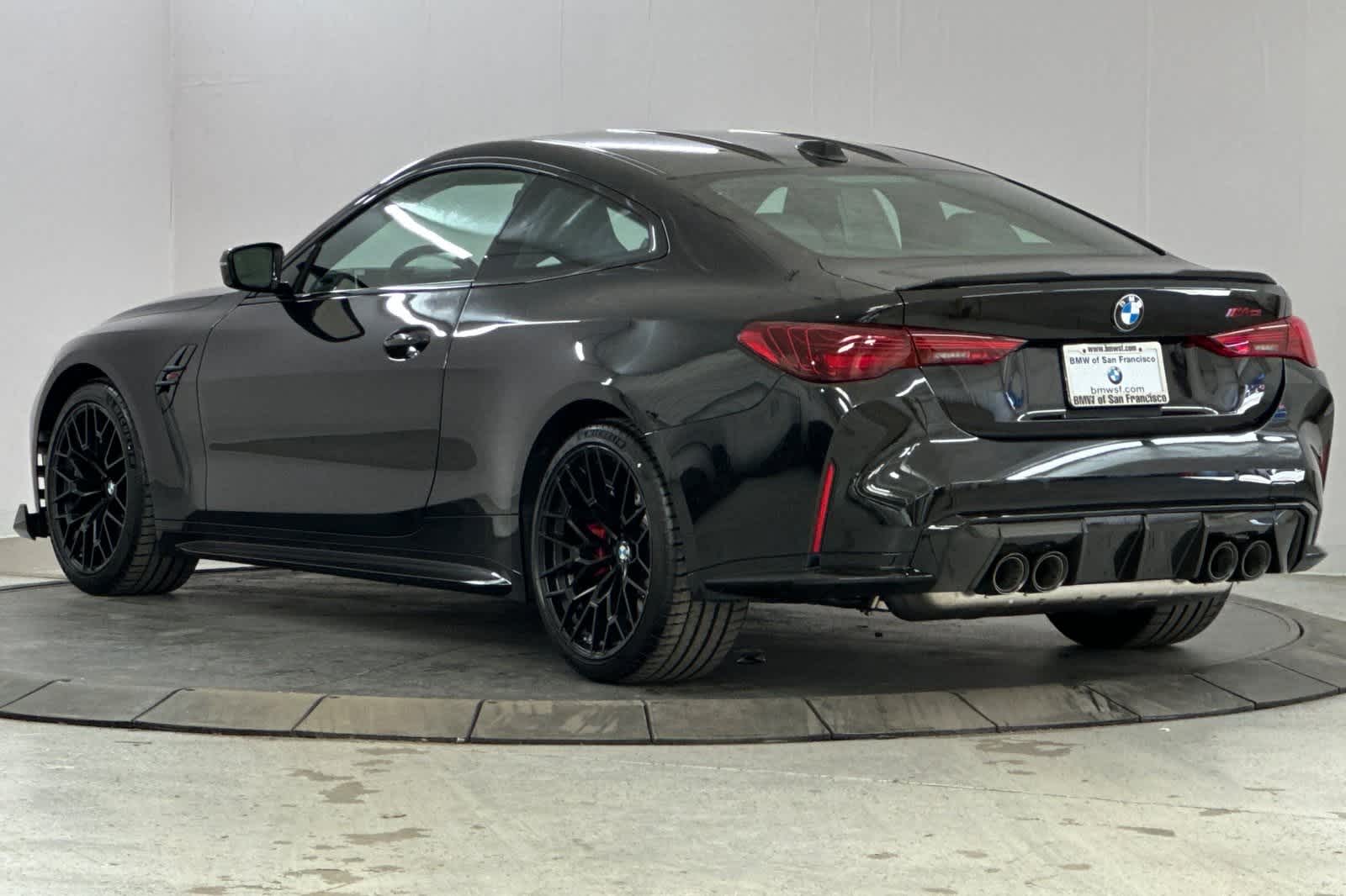 2025 BMW M4 CS 6